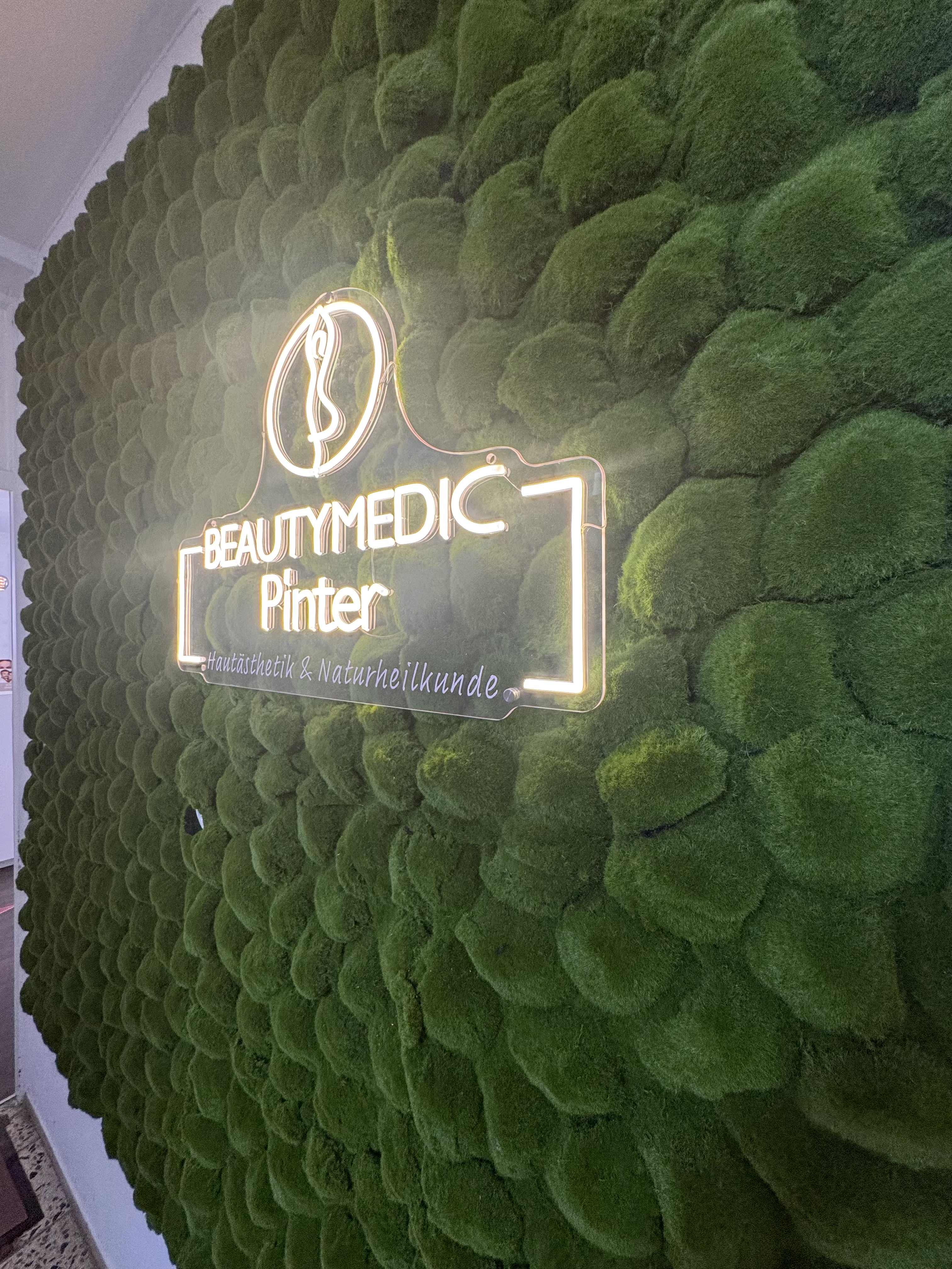 BEAUTY MEDIC PINTER Eingang